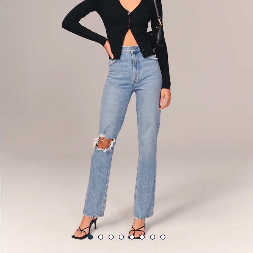 Abercrombie 90’s Curve Love Ultra High Rise Straight Jean